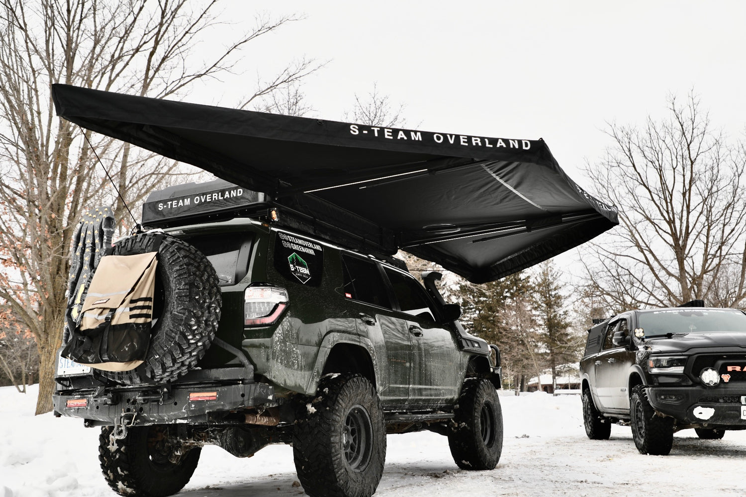THE  BAT WING - 180 ̊  FREE STANDING AWNING
