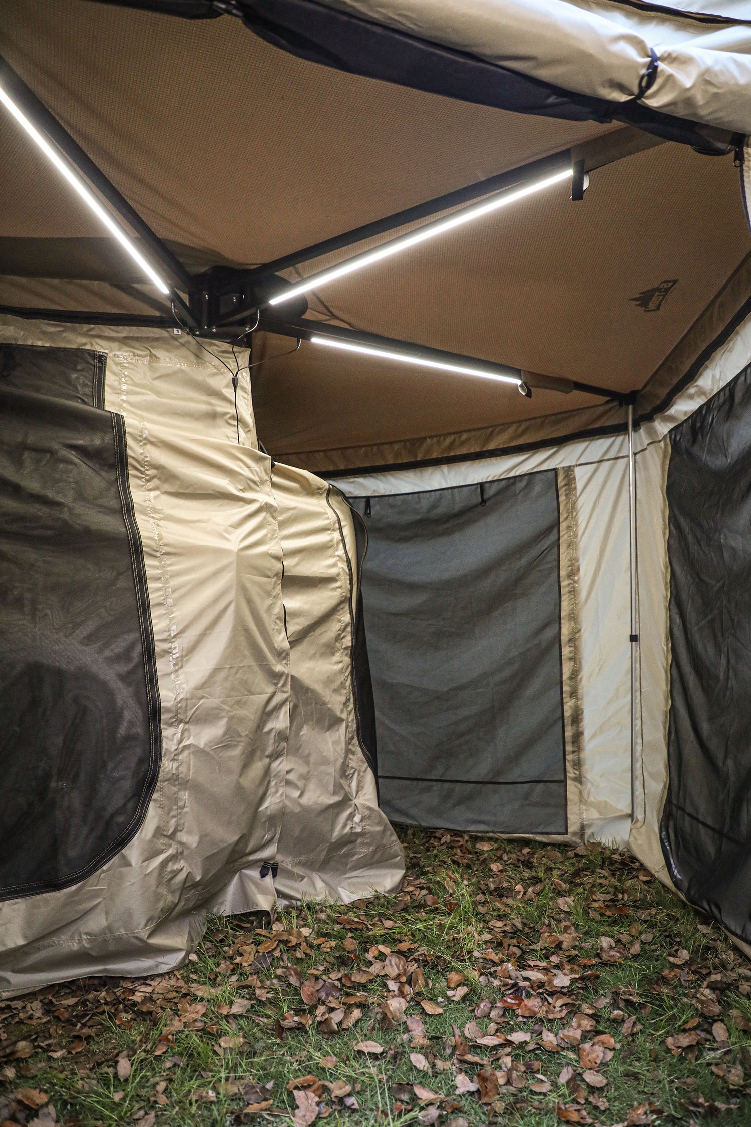 THE WING - 270 ̊ FREE STANDING AWNING ROOM SAND COLOR
