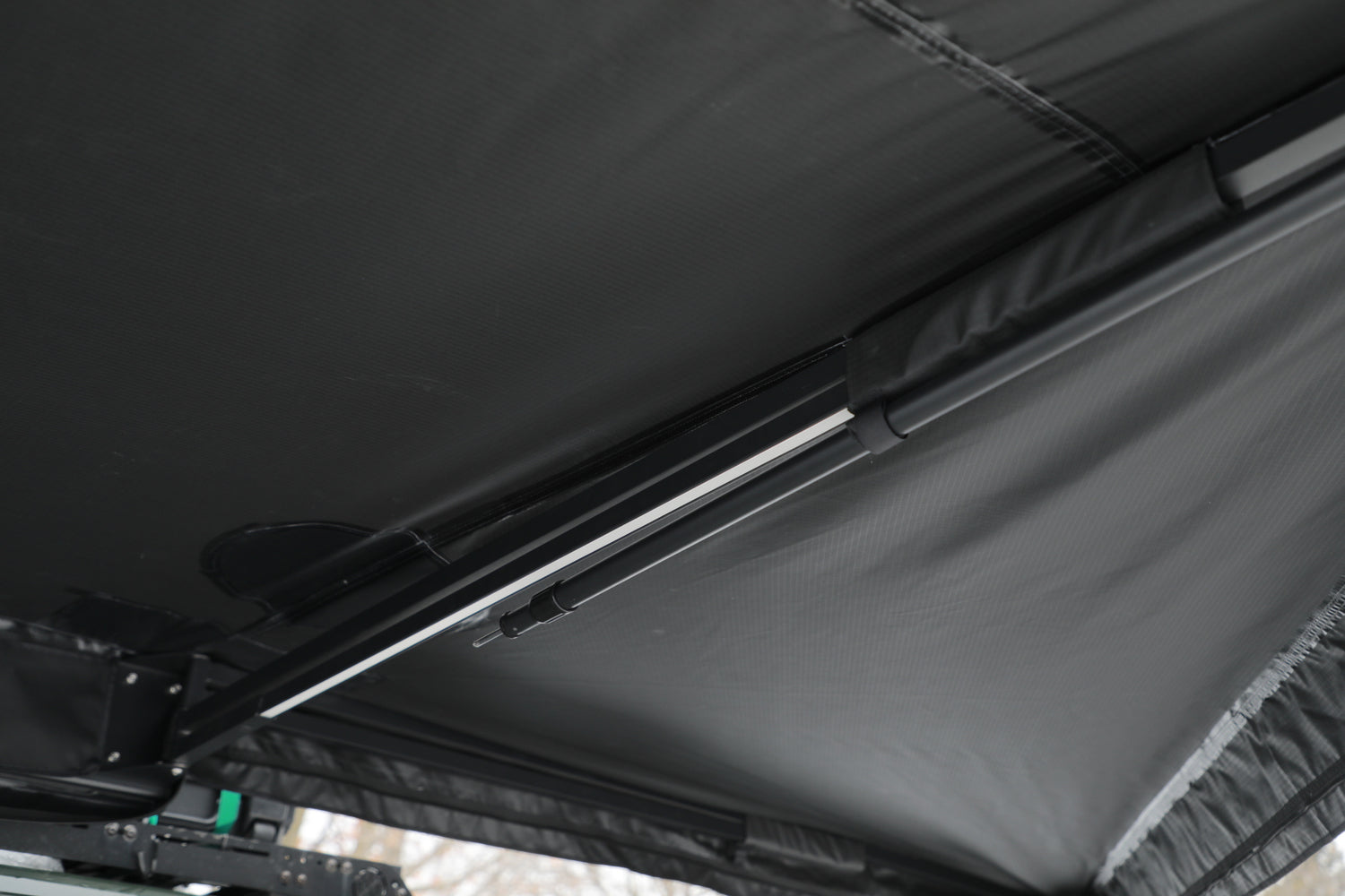 THE  BAT WING - 180 ̊  FREE STANDING AWNING