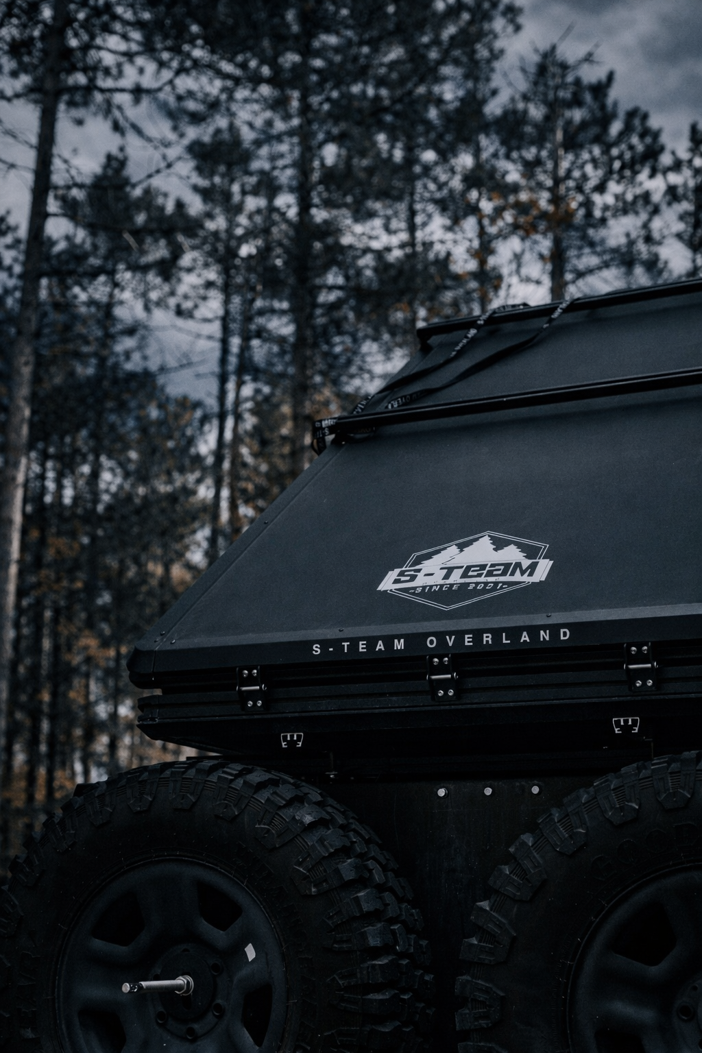 THE HARE 2.0 - BLACKOUT EDITION