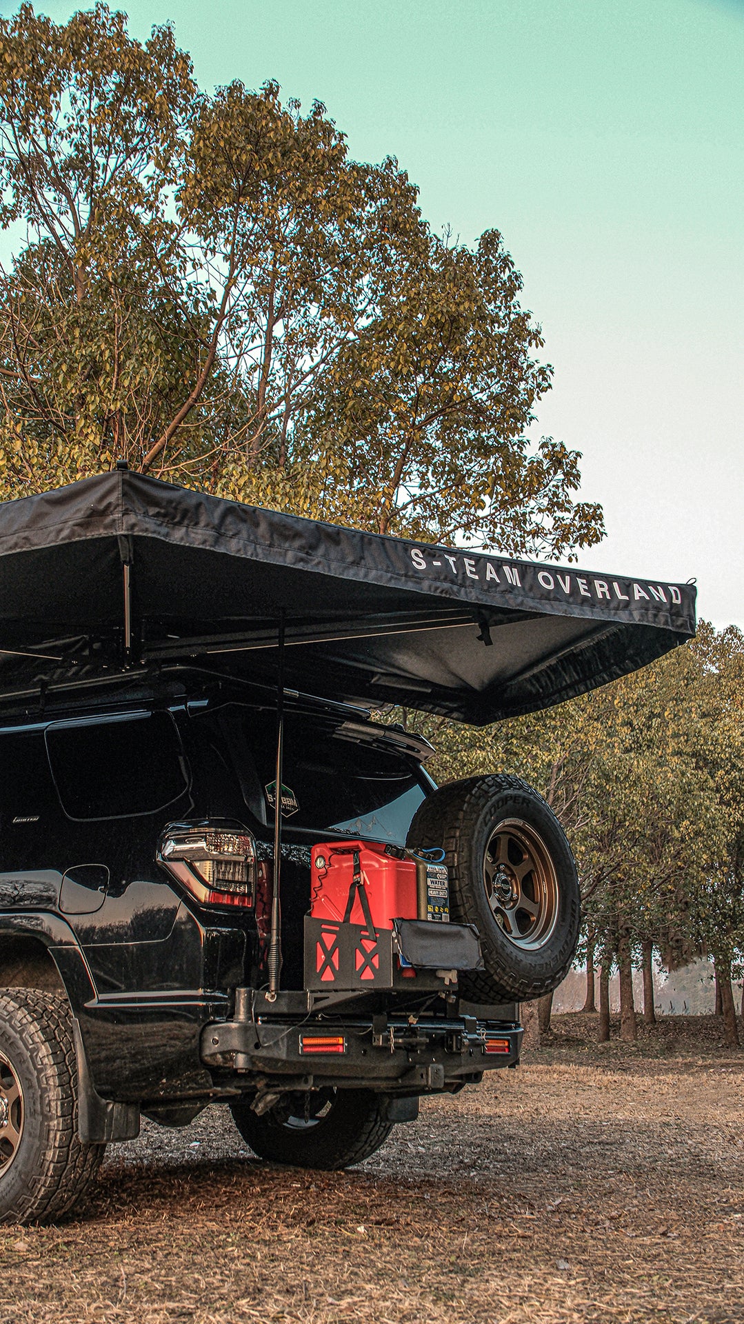 THE WING - 270 ̊  FREE STANDING AWNING(Black)