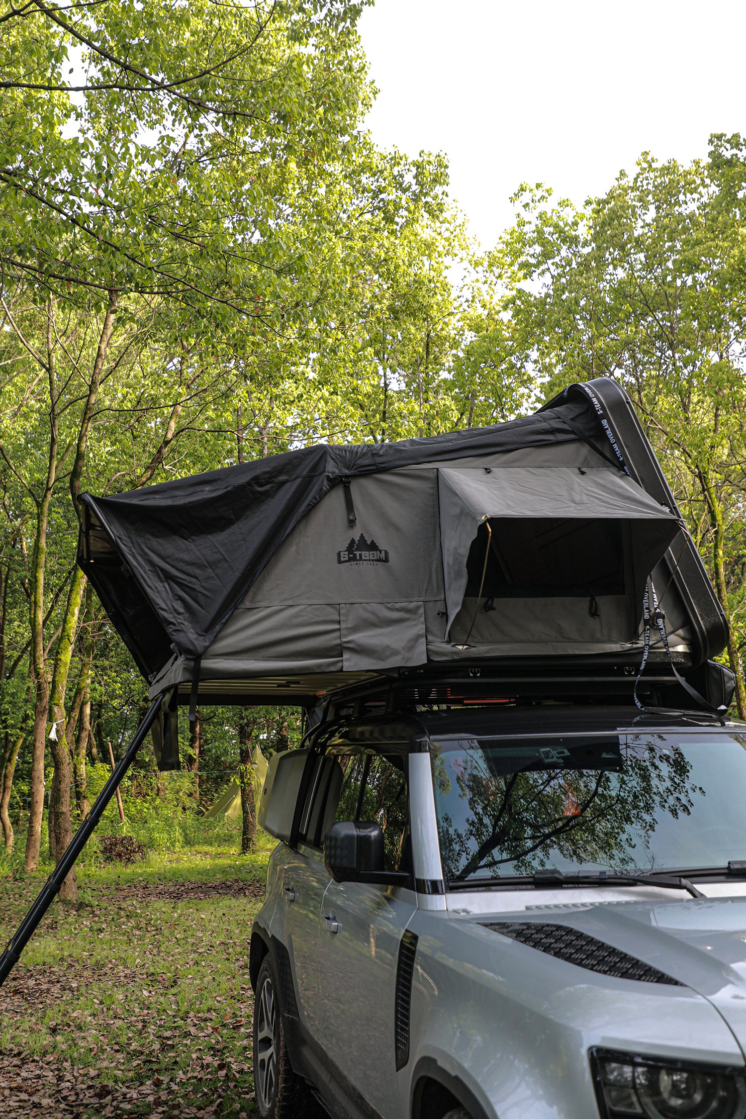 2024 EDITION - CASCADES ABS ROOF TOP TENT