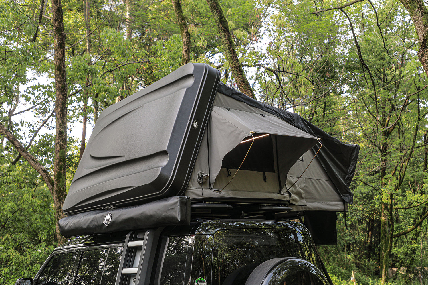 2024 EDITION - CASCADES ABS ROOF TOP TENT