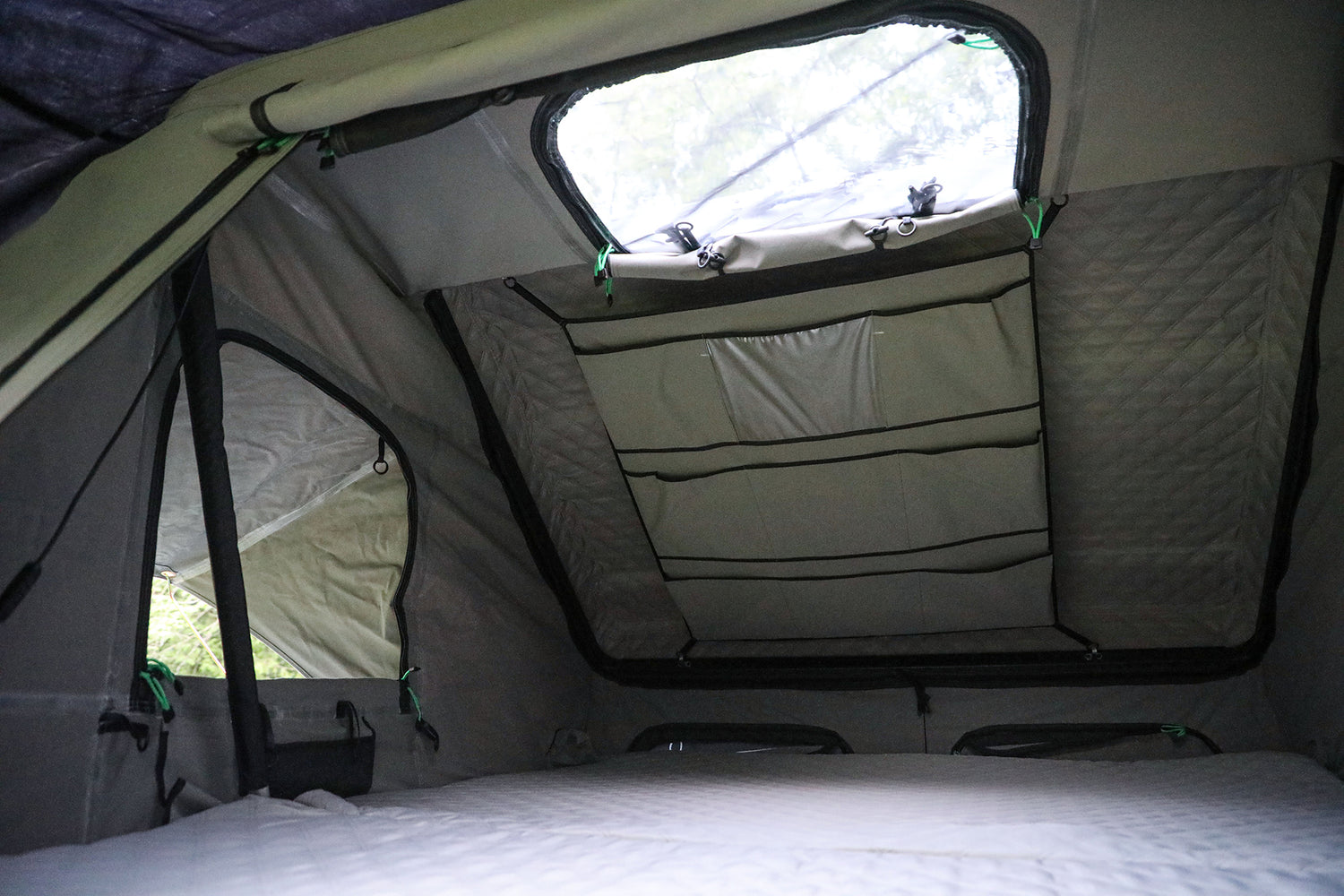 2024 EDITION - JASPER ABS ROOF TOP TENT