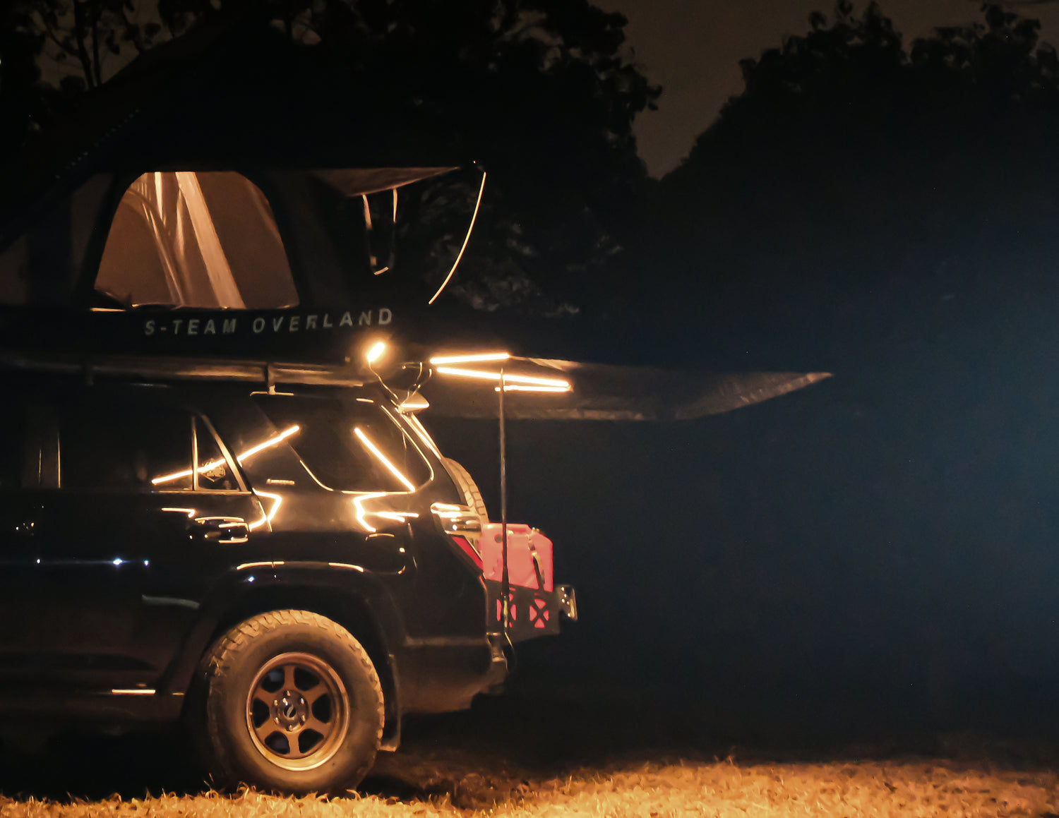 THE WING - 270 ̊  FREE STANDING AWNING(Black)