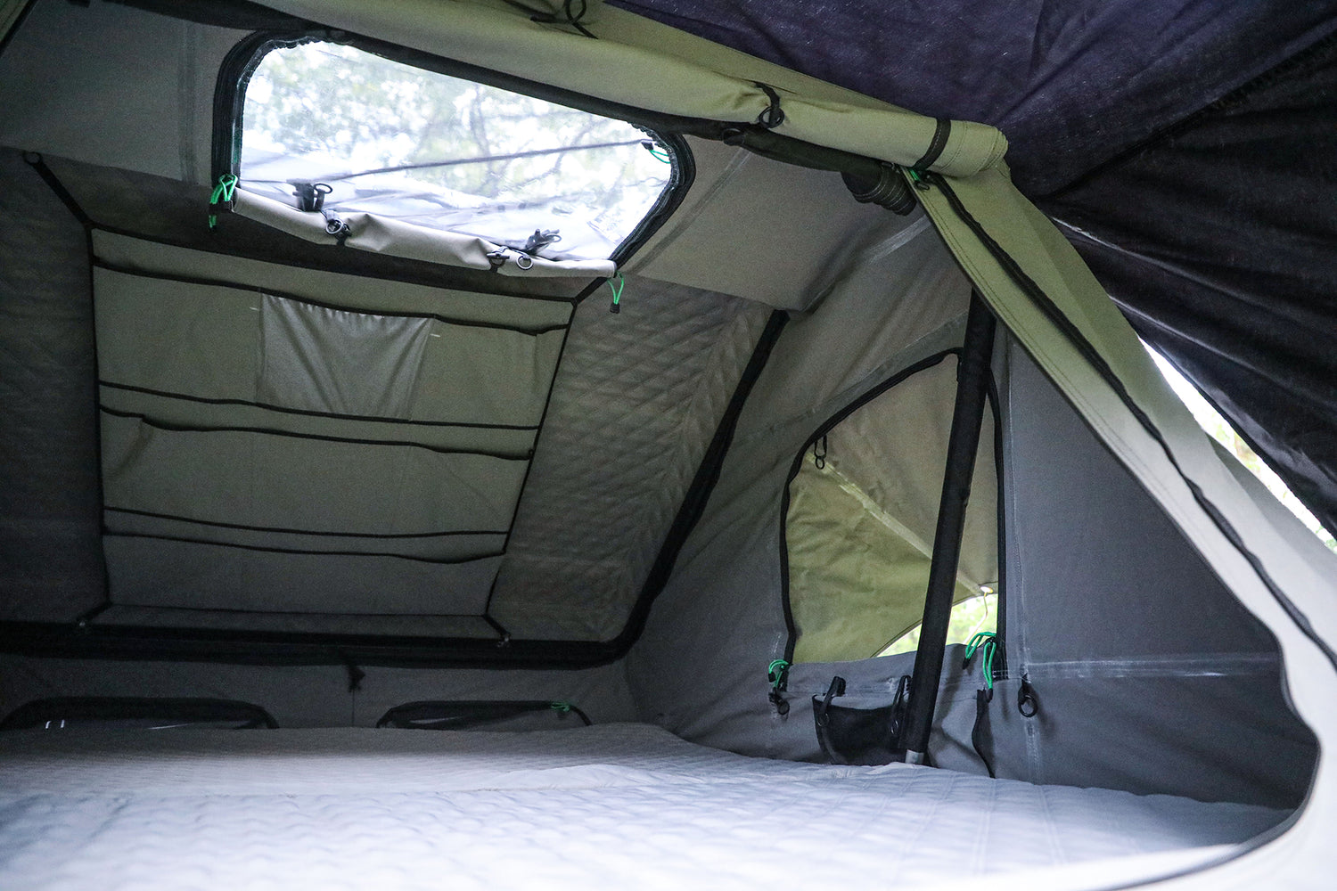 2024 EDITION - JASPER ABS ROOF TOP TENT